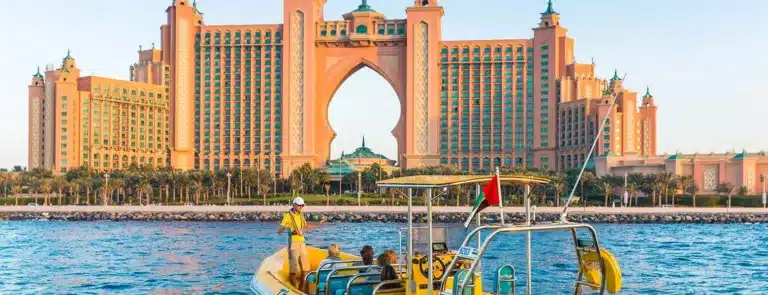 The Yellow Boats offers