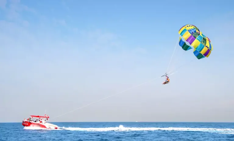 Parasailing offers in Dubai