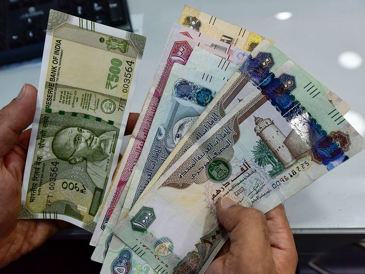 UAE Exchange Houses Begins Implementing 15% Fee Hike on Remittances
