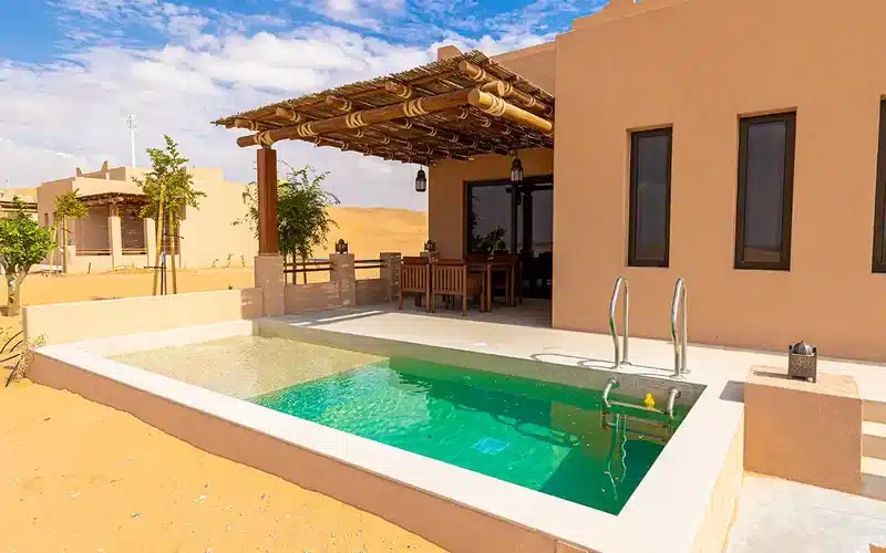 Bab Al Nojoum Bateen Liwa
