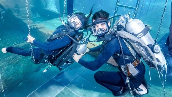 Deep Dive Dubai Offers – Sunken City Walk