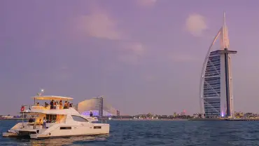 Dubai Marina Two Hour Yacht Tour with Dining